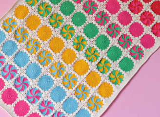Circles and Spirals Blanket in Yarn and Colors Baby Fabulous - YAC100002 - Downloadable PDF