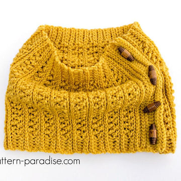 Winter Haven Cowl
