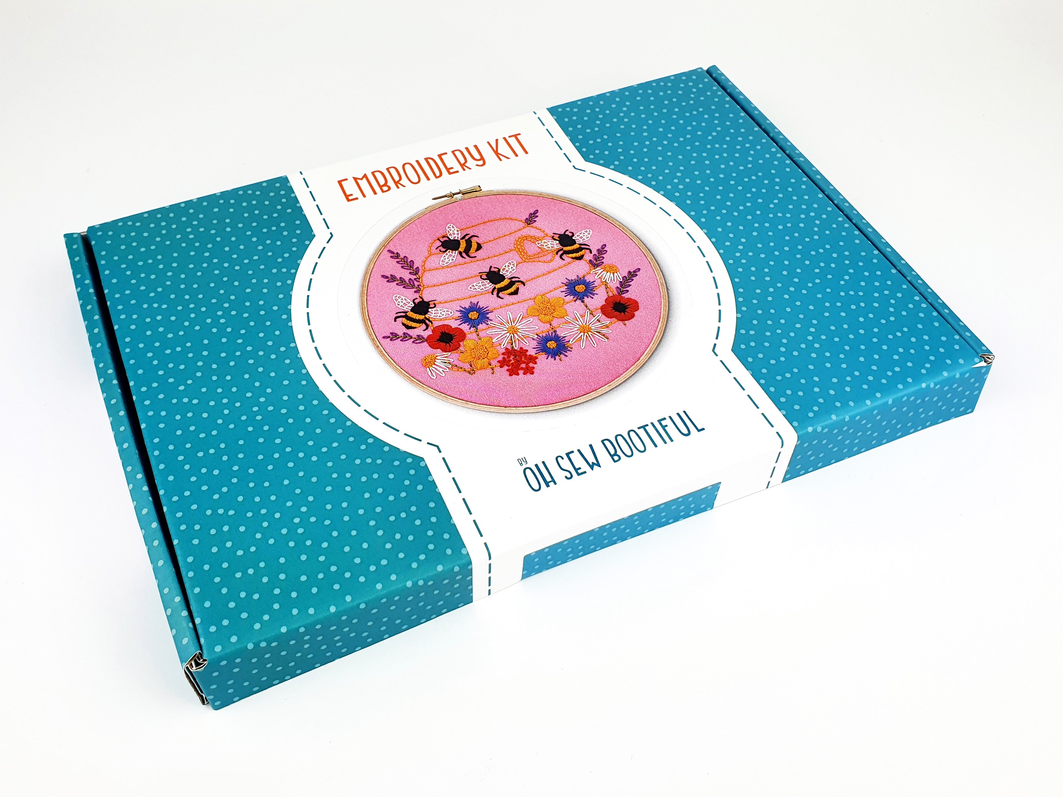 Oh Sew Bootiful Honey Bees & Wildflowers Embroidery Kit - 6in