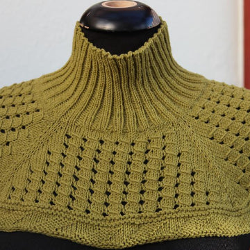 Green Lace Neck Warmer