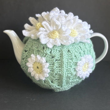 Daisy Granny Square Teacosy