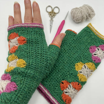 Loch Maree Fingerless Mitts Crochet Pattern (GB Terms)