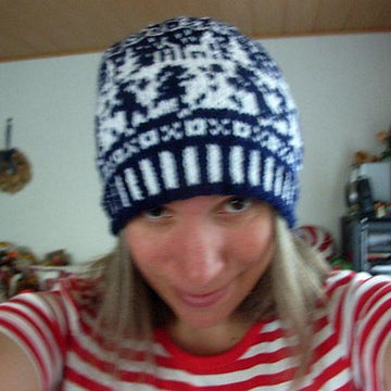Snowball Fight Beanie
