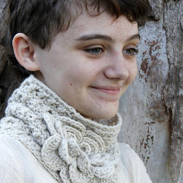 Crosslita Cowl