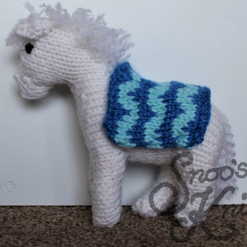 Saddle-Blanket for Horse or Pony Knitting Pattern Snoo's Knits