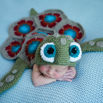 Hooded Sea Turtle Blanket