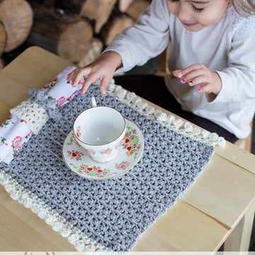 V-Stitch Placemat & Napkin Ring