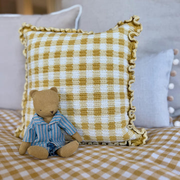 Gingham crochet cushions