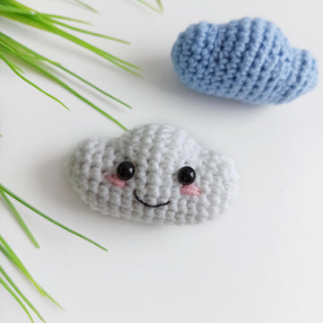 Crochet cloud pattern