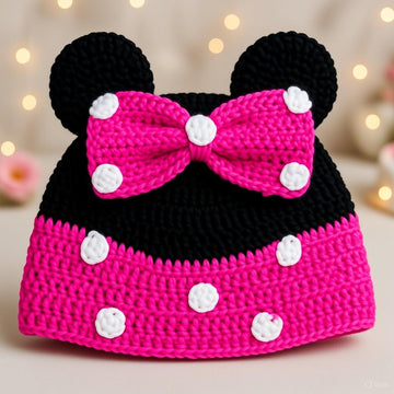 Crochet Baby Beanie Pattern – Ombre Pom Pom Hat (6–9 Months)