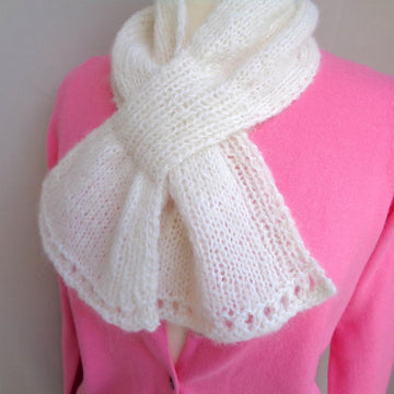 Cream Puff Keyhole Scarf