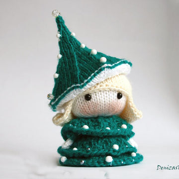 Tanoshi Small Doll in the Christmas Tree dress