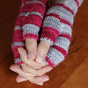 Deco Lace Mitts