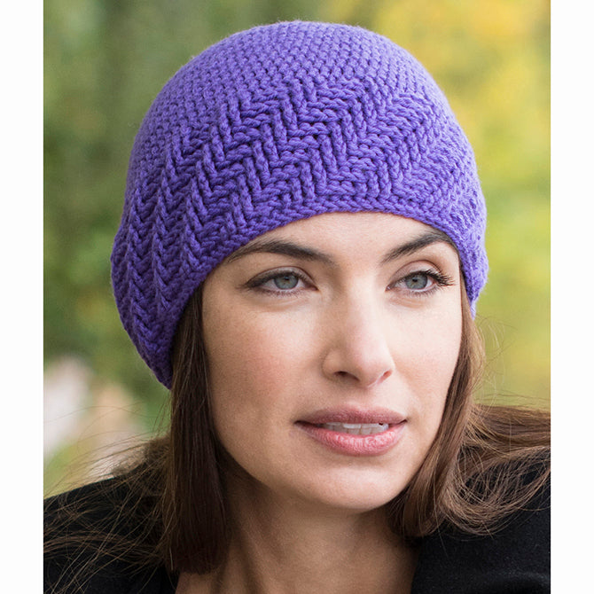 Swirls Hat in Cascade 220 Superwash Merino - W663 - Downloadable PDF
