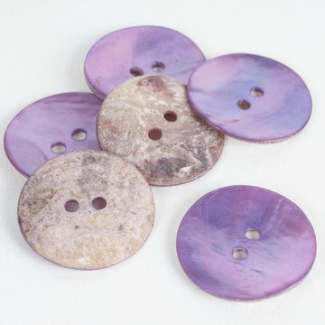 Dyed Shell Buttons 24 mm
