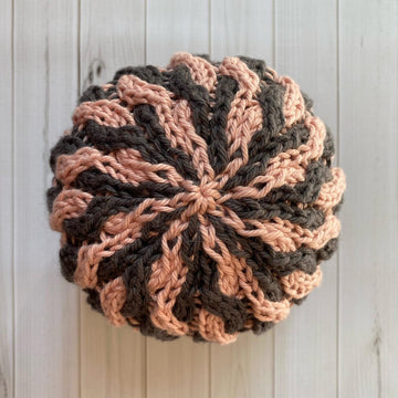 Sinuous Hat