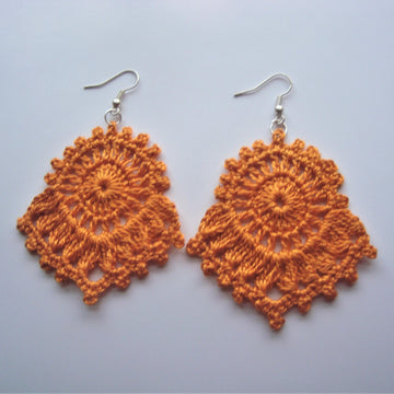 Era Dangler Earring