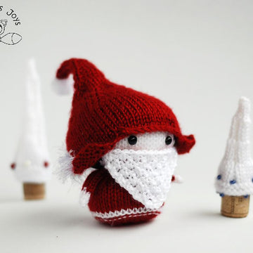 Small Santa Gnome. Tanoshi family Toy.