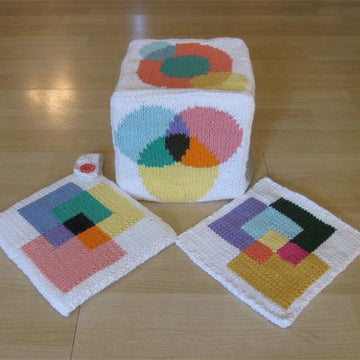 KGeometry: Cube Tea Cozy with Circles