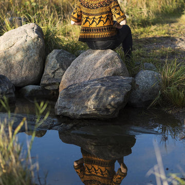 Greek Amphora Cardi