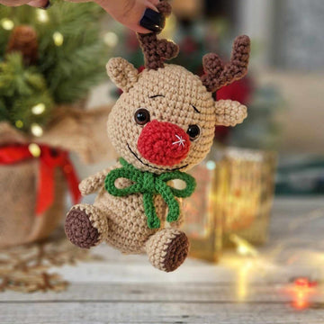 Red nosed reindeer amigurumi