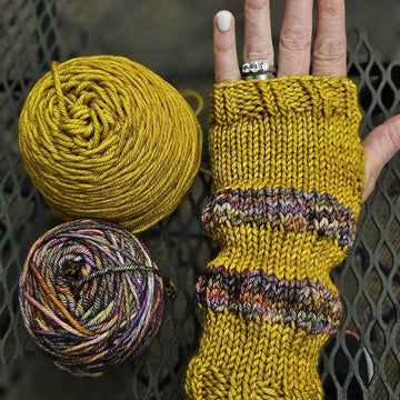 Ribbed & Ruched Gloves