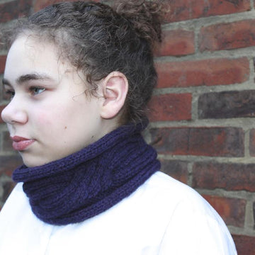 Carlota Cabled Cowl