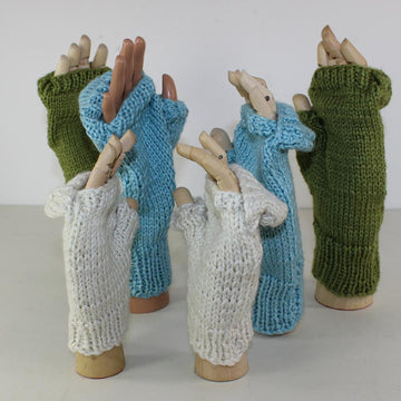 Aran Texting Mittens