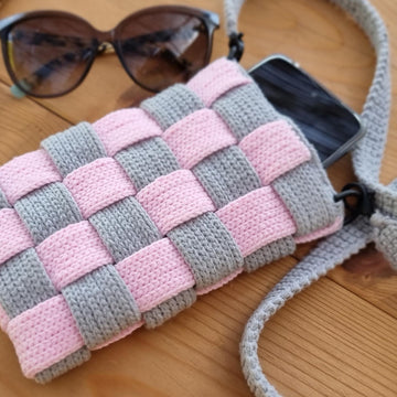 Checkerboard small shoulder phone bag crochet pattern T3