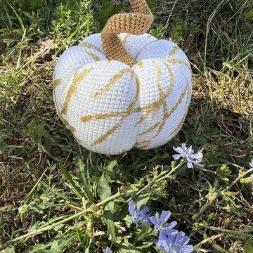 Crochet Pumpkin with glitter