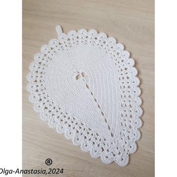 Crochet cup stand