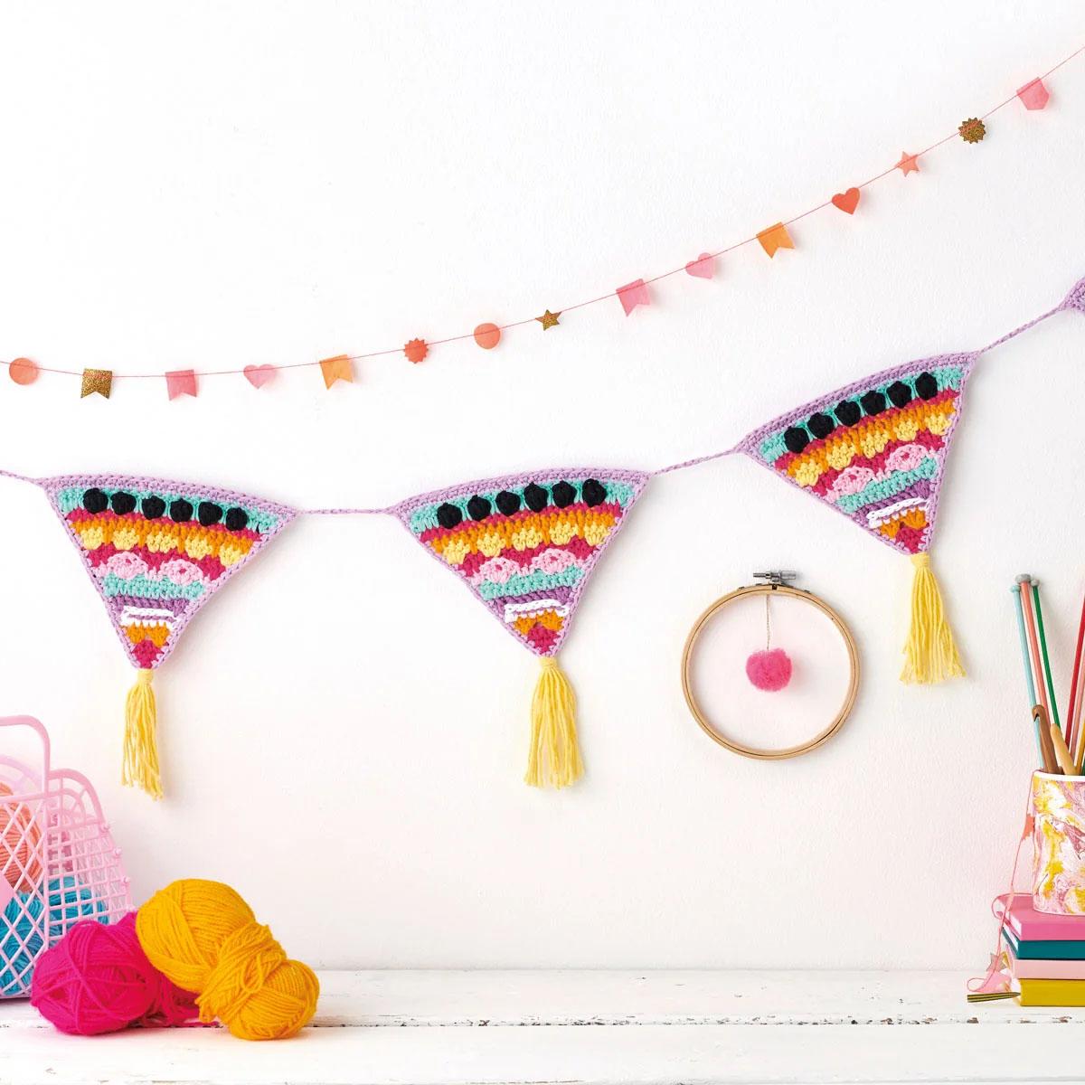 Fiesta Bunting Crochet Pattern