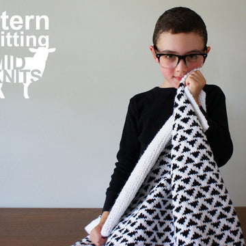 Triangle Baby Blanket (2016014)