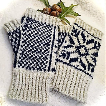 Three Color Selbu Mitts