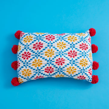 "Fizzy Flower Cushion" - Free Cushion Knitting Pattern For Home in Paintbox Yarns Simply Chunky by Paintbox Yarns