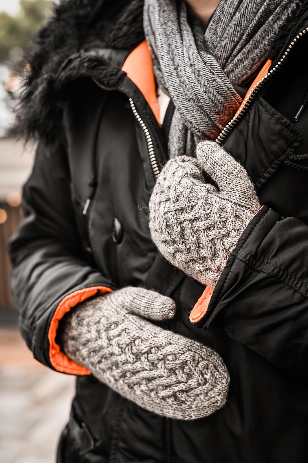 Mountain Climber mittens