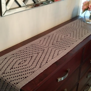 Dundarave Table Runner