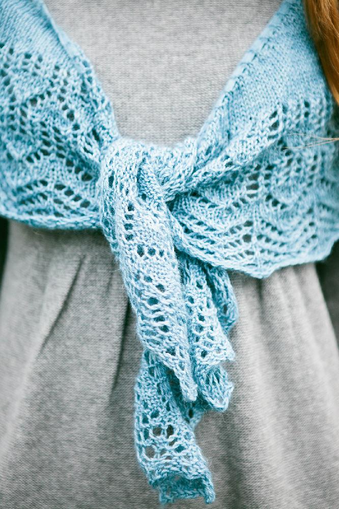 Molly shawlette