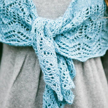 Molly shawlette