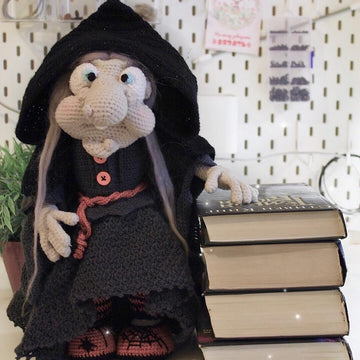 The witch and her little owl