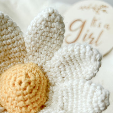 Daisy Rattle Toy