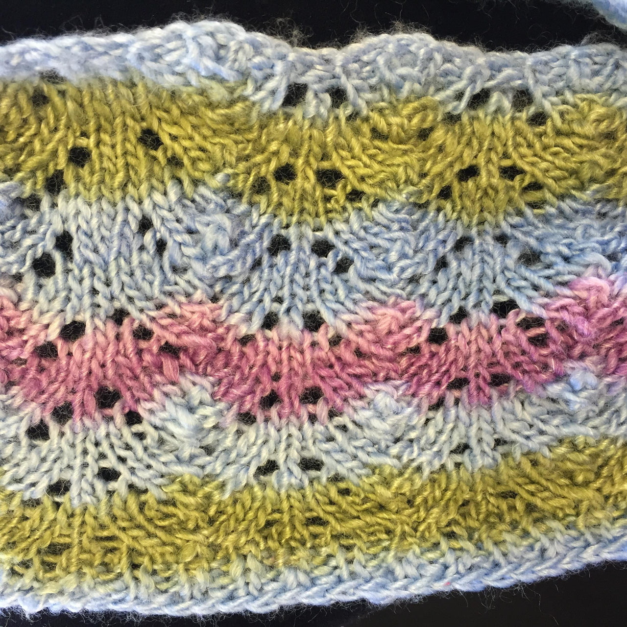Simple FishTail Cowl