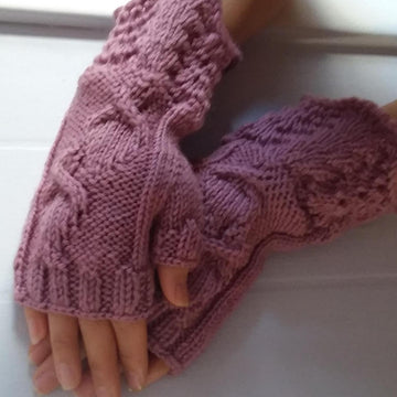 Rosebuds & Lace Fingerless Mitts