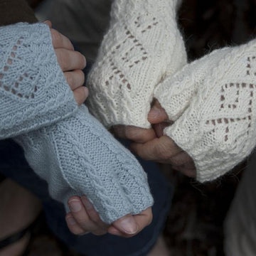 Grace Note Mitts