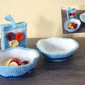 Crochet pattern muesli bowl and a muesli box with content