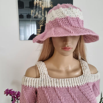 Crochet hat for spring