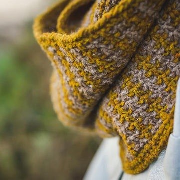 Two Tone Cowl