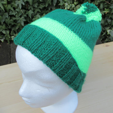 Basic Bobble Hat in 4 sizes