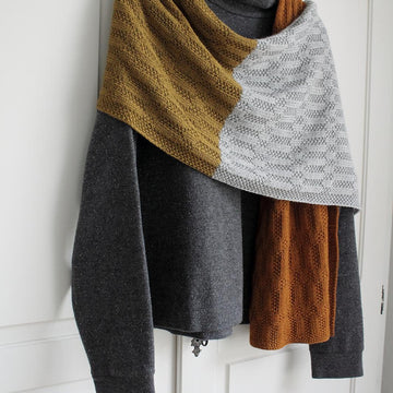 LISTOPAD Shawl