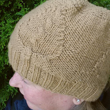 Windblown Leaf Cabled hat